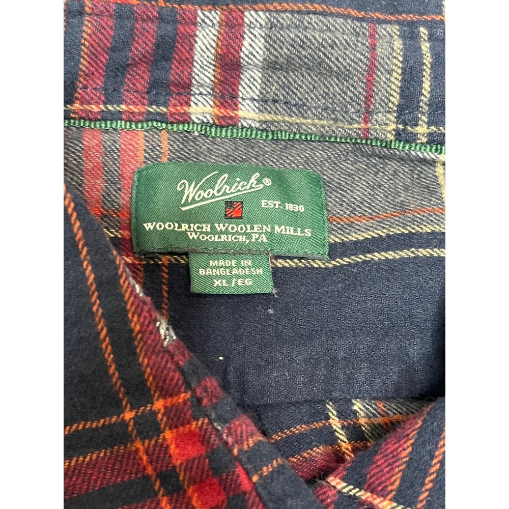 Woolrich Mens XL Plaid Flannel Shirt Navy Blue Red Grey Cotton Button Down - Picture 3 of 7
